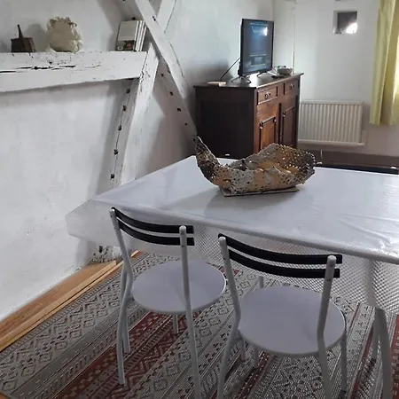 L'atelier Du Chapeau Rouge Apartment Souvigny